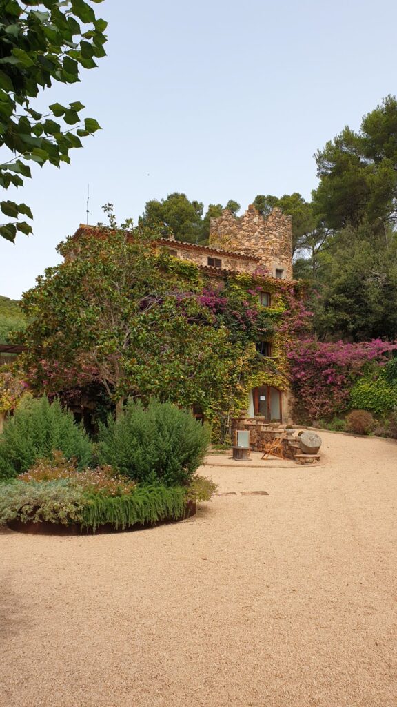 Hotel rural a Llafranc amb certificat d’eficiència energètica i legalització d’activitat