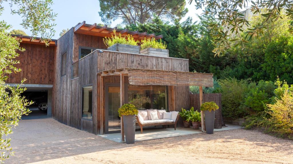 Hotel rural a Llafranc amb certificat d’eficiència energètica i legalització d’activitat