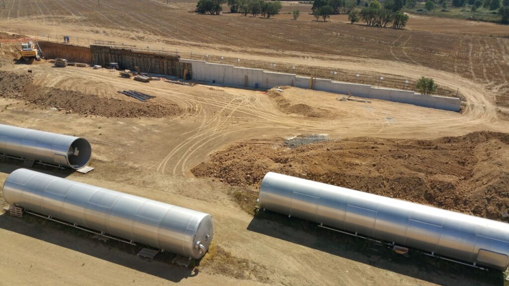 execució de mur de contenció a Llagostera